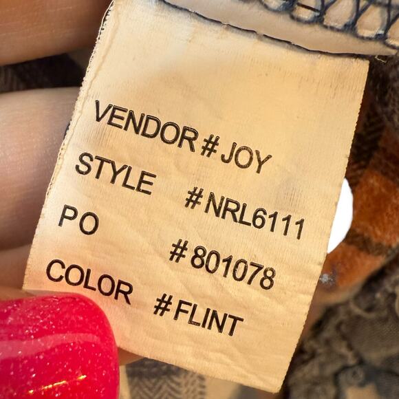 North River pink and blue plaid pearl snap with raw edges - medium - Picture 5 of 6